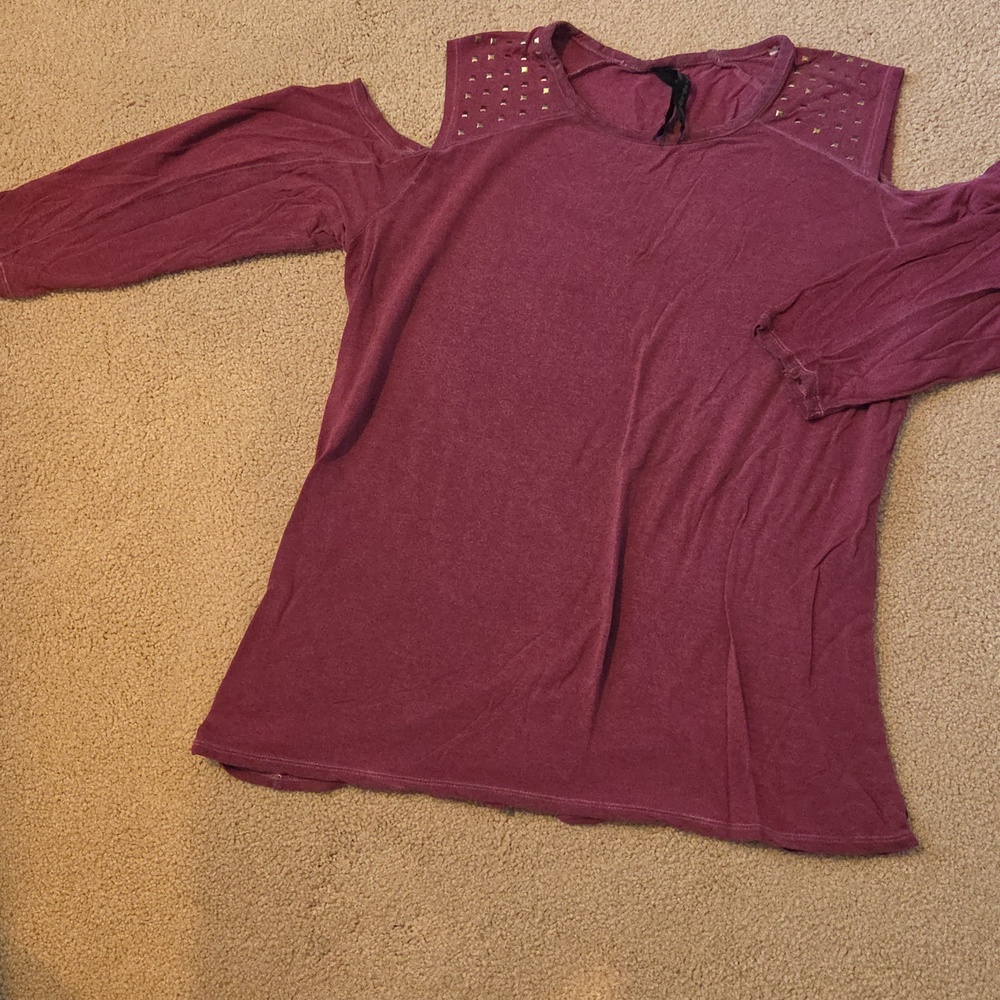 7 For All Mankind muted red burgundy CUTOUT shoulder 1/2 sleeves women's top